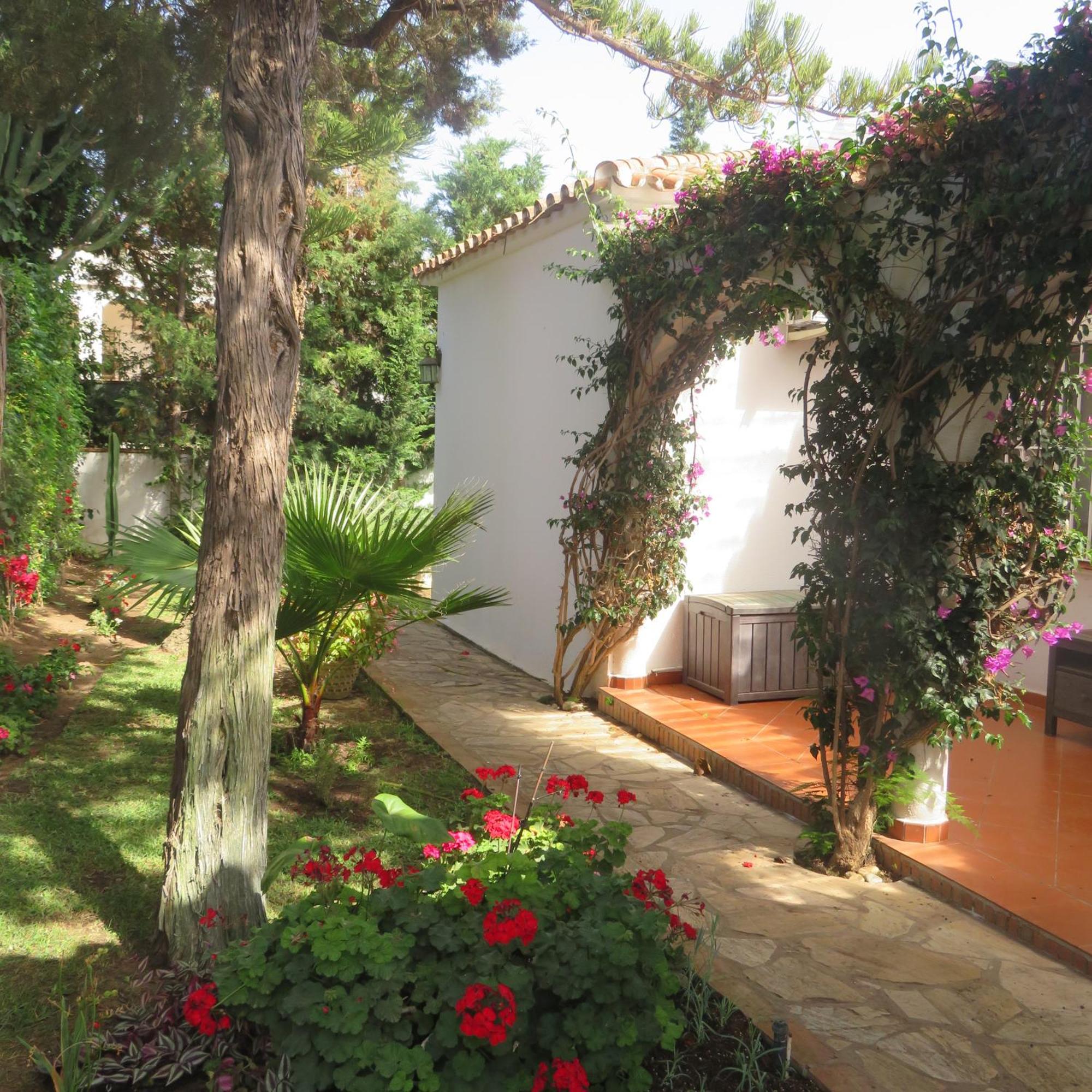 Casa Santorini Las Chapas Feriehus Marbella